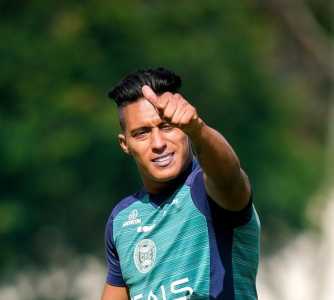 Gómez deve voltar ao time titular do Coritiba contra o Atlético-GO