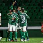 Lanterna Guarani vence Vila Nova, e América segue no G4 da Série B