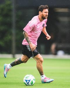 Lionel Messi em treino com Inter Miami