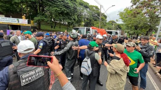 Guarda Municipal fez operação para retirar acampamento de bolsonaristas na Raja Gabaglia