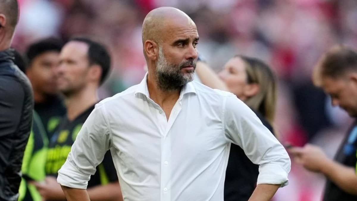 Guardiola é o 2º treinador com mais títulos na história; veja lista