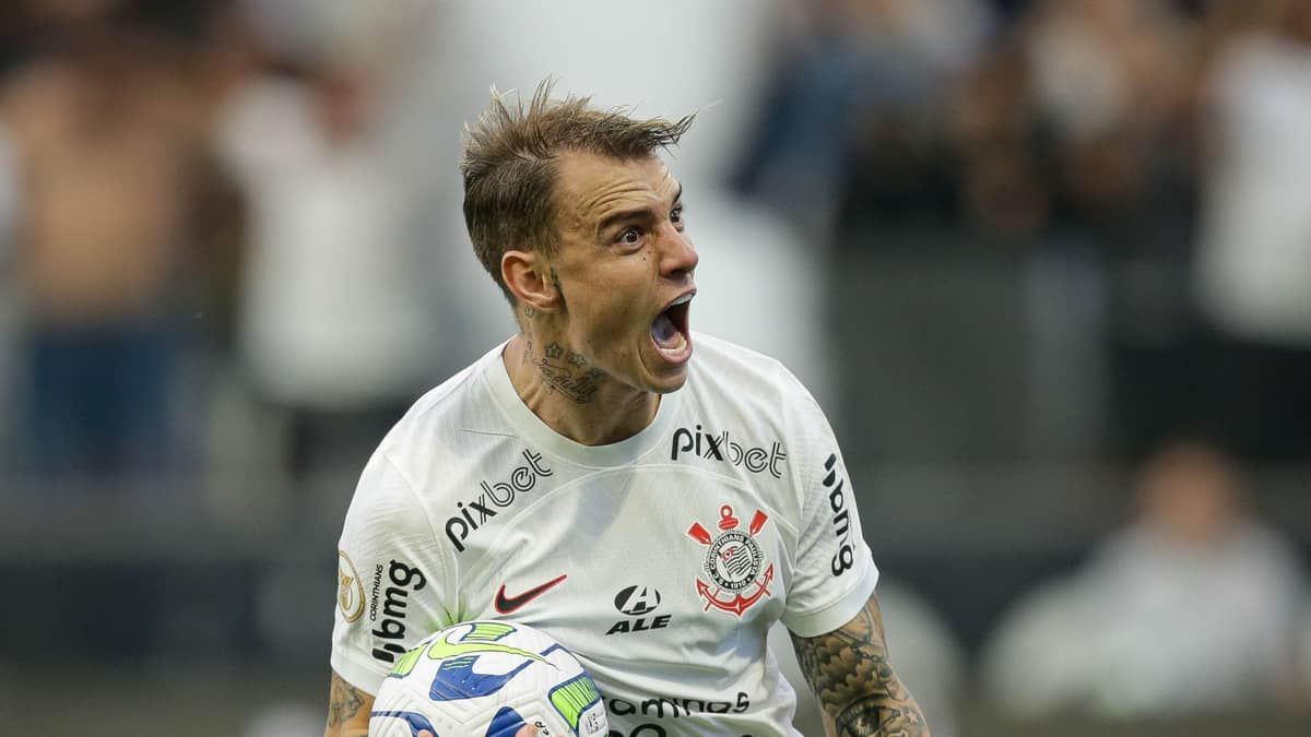 Róger Guedes pede sequência a escalação no Corinthians