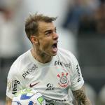 Róger Guedes pede sequência a escalação no Corinthians