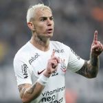 Fundo árabe seduz Róger Guedes, que pode deixar o Corinthians