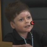 Pequeno Gui puxa 'grito de guerra' do Vasco em Câmara Municipal no Rio de Janeiro