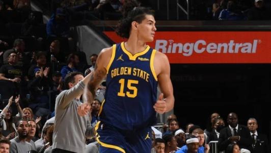 Gui Santos em ação pela primeira vez na NBA, pelo Golden State Warriors