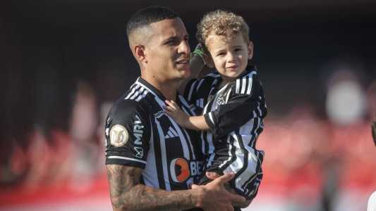 Guilherme Arana é o titular da lateral esquerda atleticana