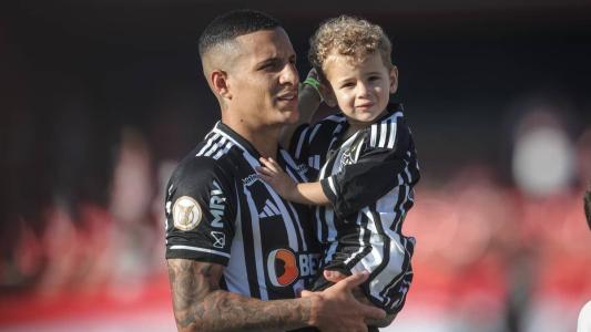 Guilherme Arana é o titular da lateral esquerda atleticana