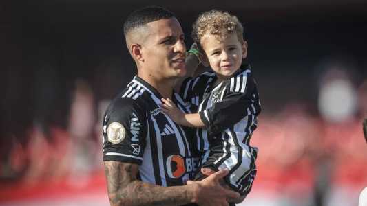 Guilherme Arana espera que o Atlético consiga reverter a vantagem do Palmeiras