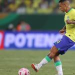 Arana defende Diniz em empate da Seleção: 'Treinador muito capacitado'