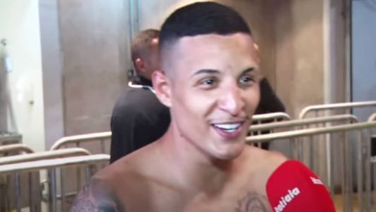 Guilherme Arana mandou recado a Fernando Diniz