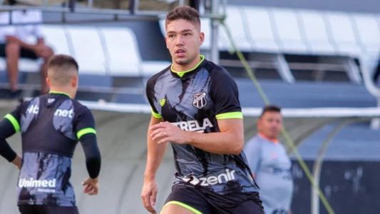 Guilherme Bissoli, atacante do Ceará que teve gol anulado contra o Guarani