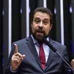PSOL vai acionar Conselho de Ética do Senado após fala de Magno Malta sobre caso Vini Jr.