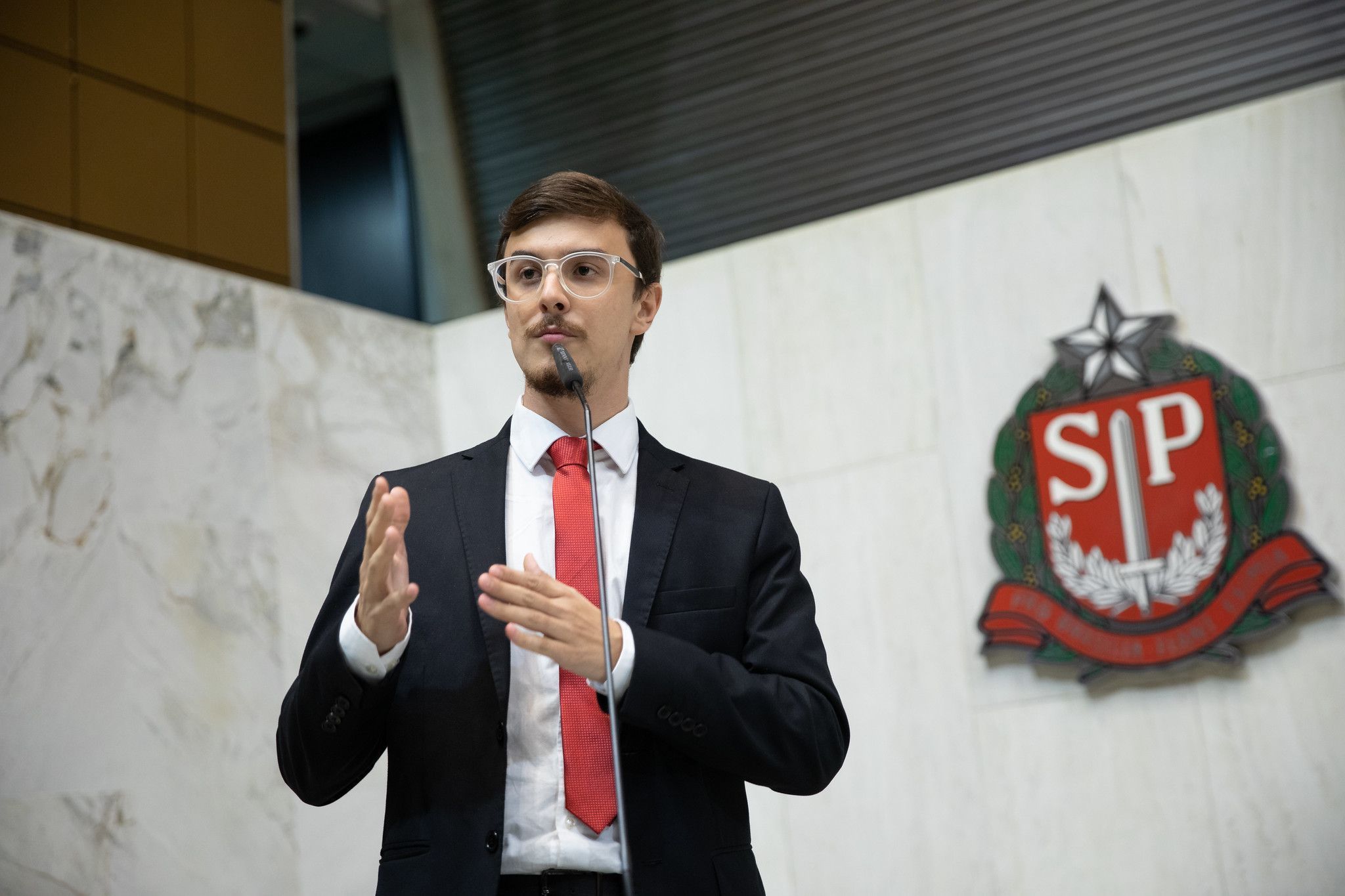 Com Copasa mais perto de ser privatizada, deputado de SP usa Sabesp como 'alerta'