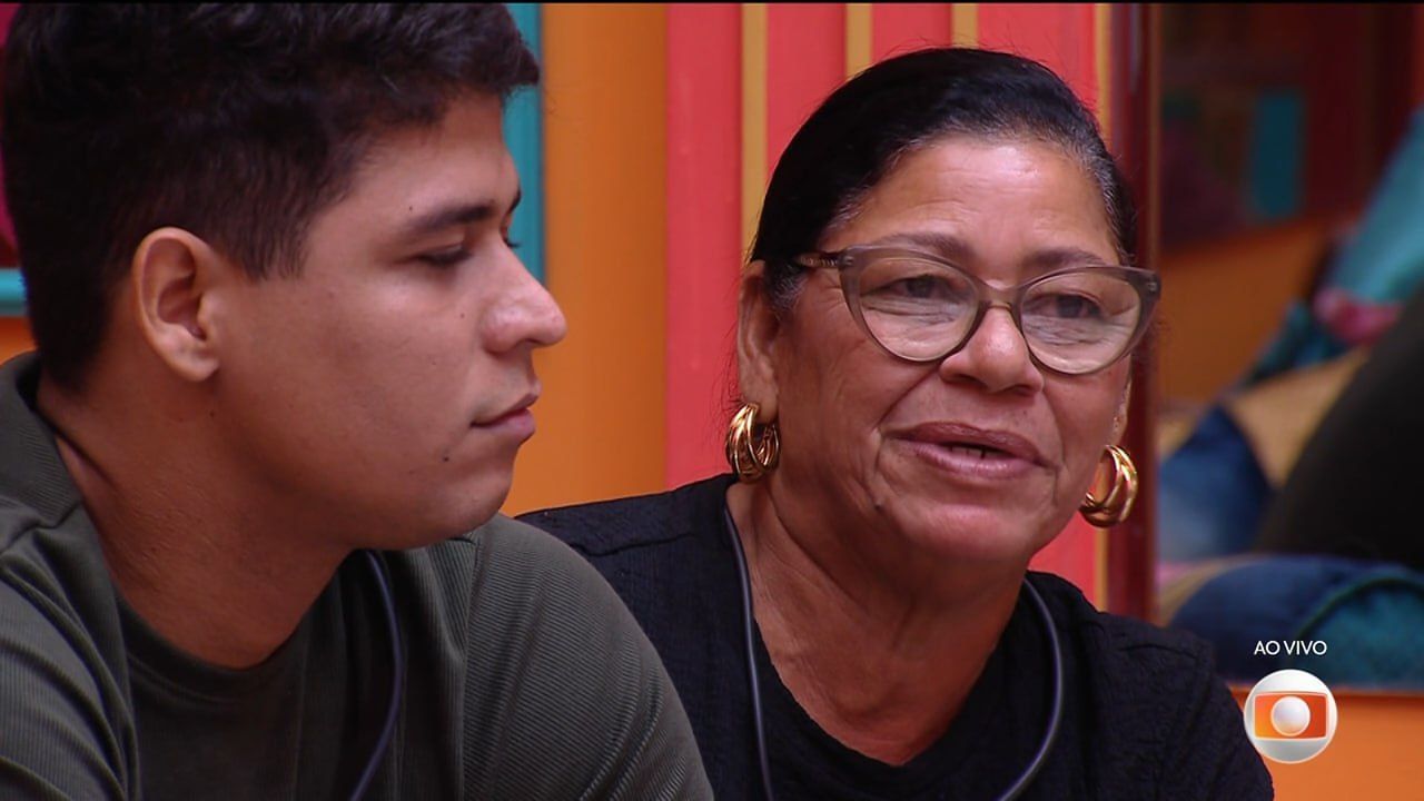 À véspera de eliminação, Delma é pressionada por Tadeu Schmidt no BBB 25