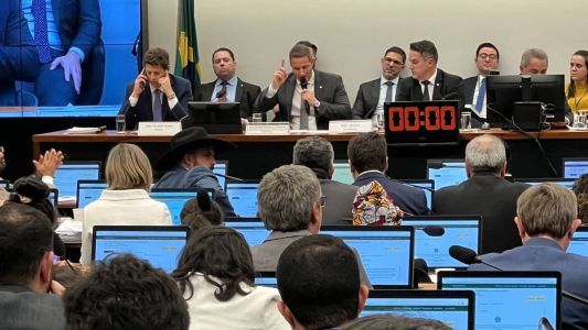 Guilherme Derrite, secretário de Segurança de São Paulo, elogiou o governador após operação no Guarujá