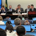 Secretário de Segurança elogia Tarcísio de Freitas após operação que matou 14 pessoas no Guarujá, em São Paulo