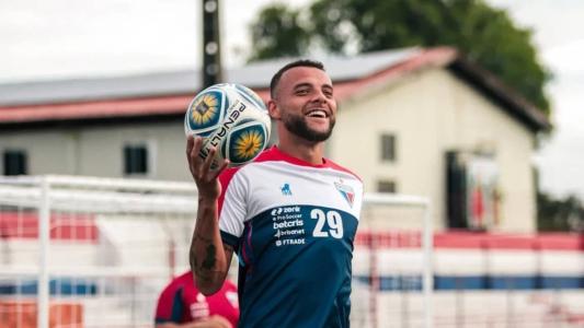 Guilherme está recuperado de concussão e pode aparecer em campo nesta quarta, no Mineirão, contra o Cruzeiro