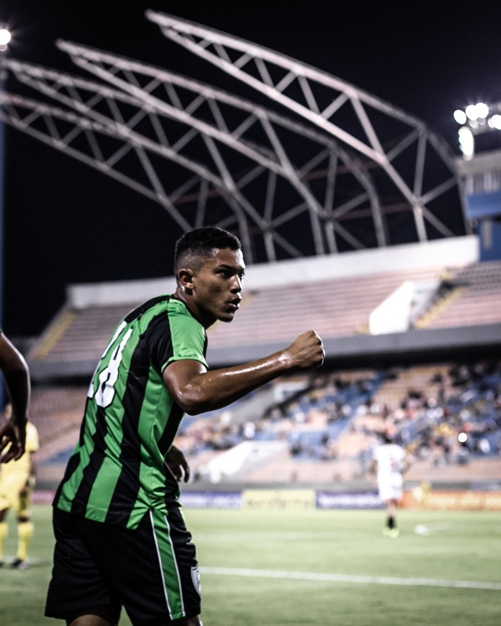 Joia da base do América projeta Copinha e brinca com apelido de campeão mundial