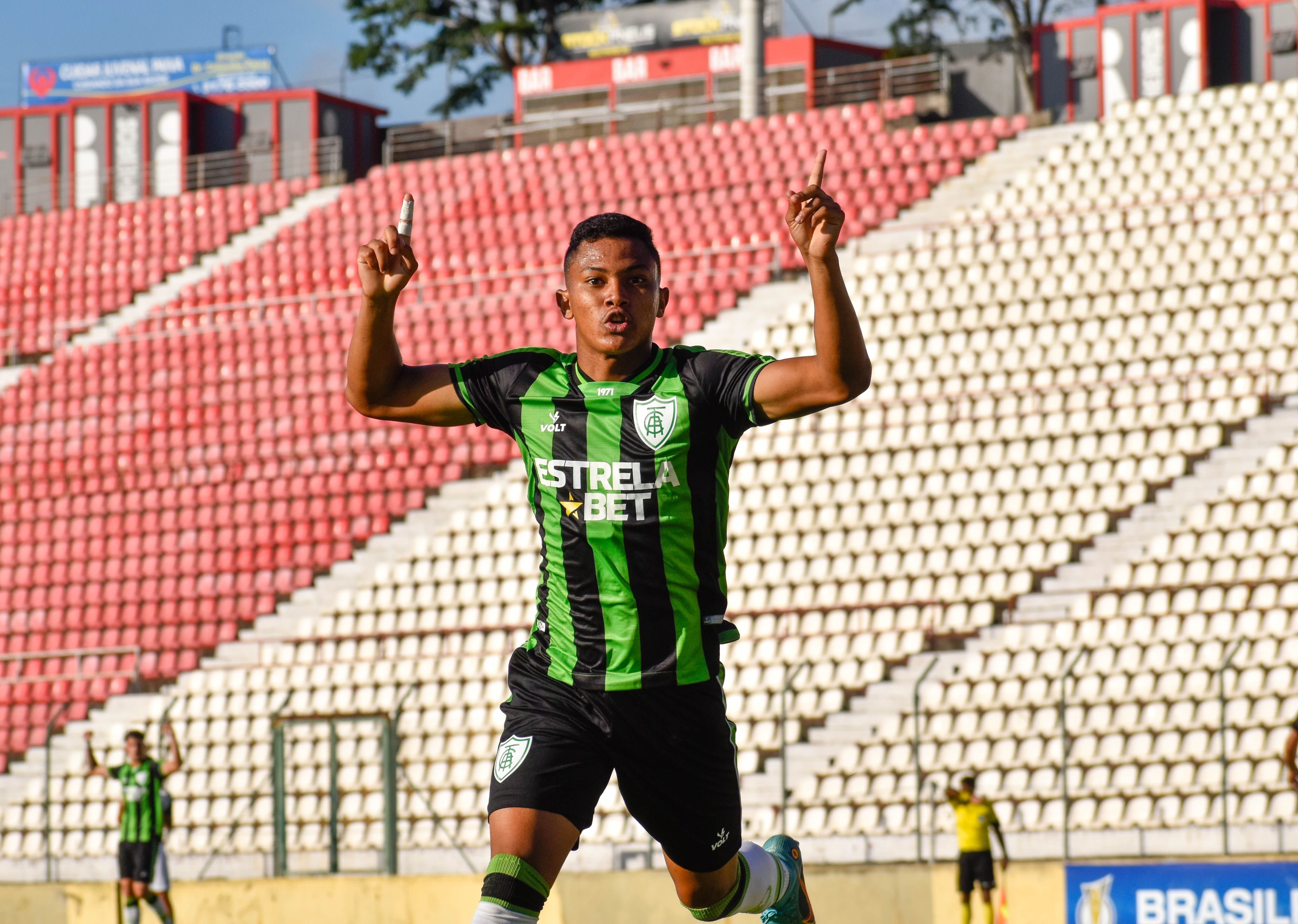 Promessa do América na Copinha fala sobre inspirações e traça objetivos para 2024