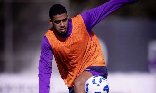 Gui Negão em treino pelo Corinthians em 2025