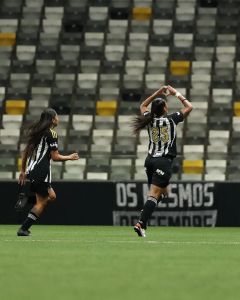 Atlético empata com Vitória no primeiro jodo das quartas da Série A2
