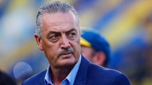 Gustavo Alfaro é o alvo para comandar o Vasco