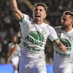 Chapecoense vence clássico contra o Criciúma e ganha fôlego na Série B