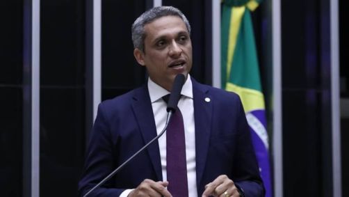 A declaração de Gayer foi feita durante uma sessão da Comissão de Educação da Câmara