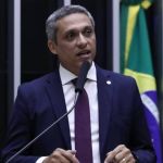 Vídeo: Deputado bolsonarista diz que vai punir filha se ela tirar boa nota no Enem 