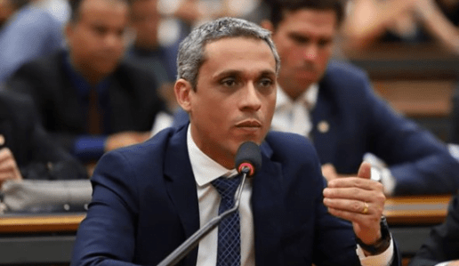 O que se sabe sobre operação da PF que mira deputado Gustavo Gayer | CNN Brasil