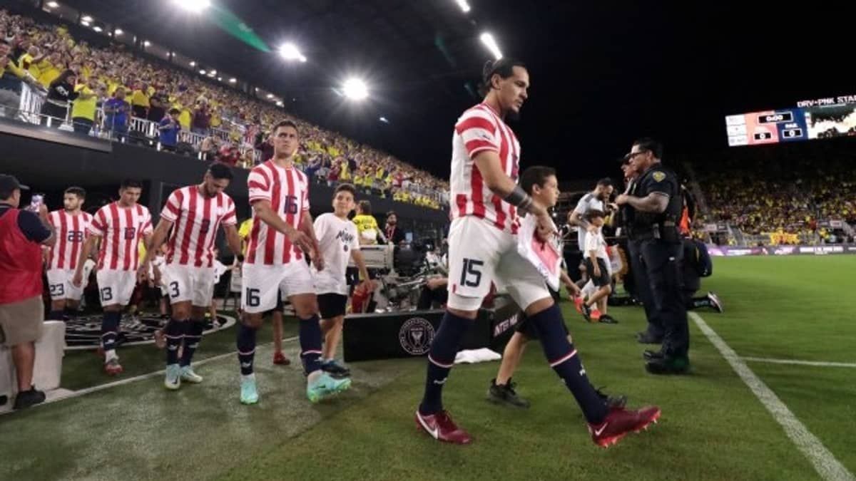 Gustavo Gómez pode atingir marca histórica pelo Paraguai