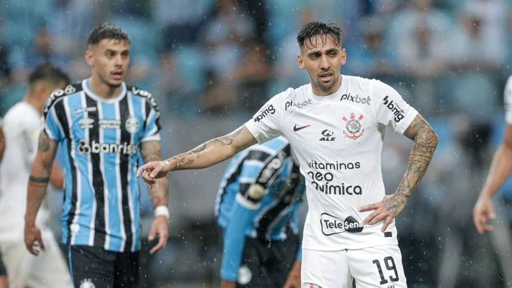 Mosquito vê Corinthians mais confiante e projeta confronto direto com o Bahia