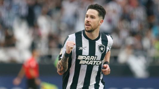 Gustavo Sauer se despede do Botafogo rumo ao futebol turco