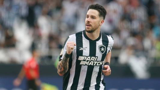 Gustavo Sauer se despede do Botafogo rumo ao futebol turco