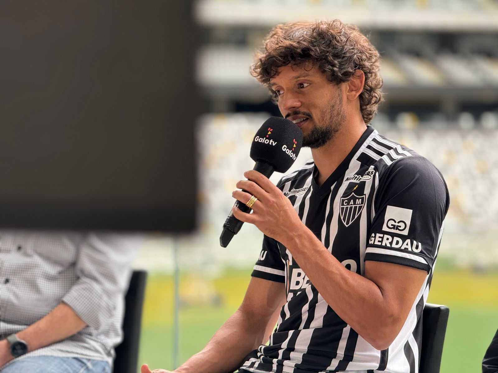 Felipão, torcida e Seleção: o que levou Scarpa a fechar com o Atlético