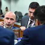 Governo Zema tenta convencer deputados a não autorizar reajuste da segurança pública