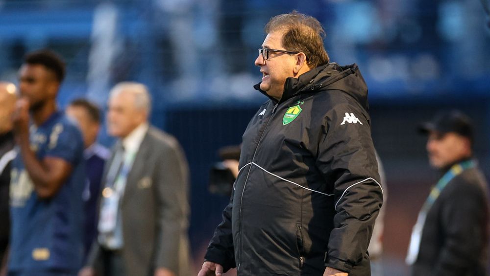 Guto Ferreira é demitido do Cuiabá após derrota para o Avaí na Série B