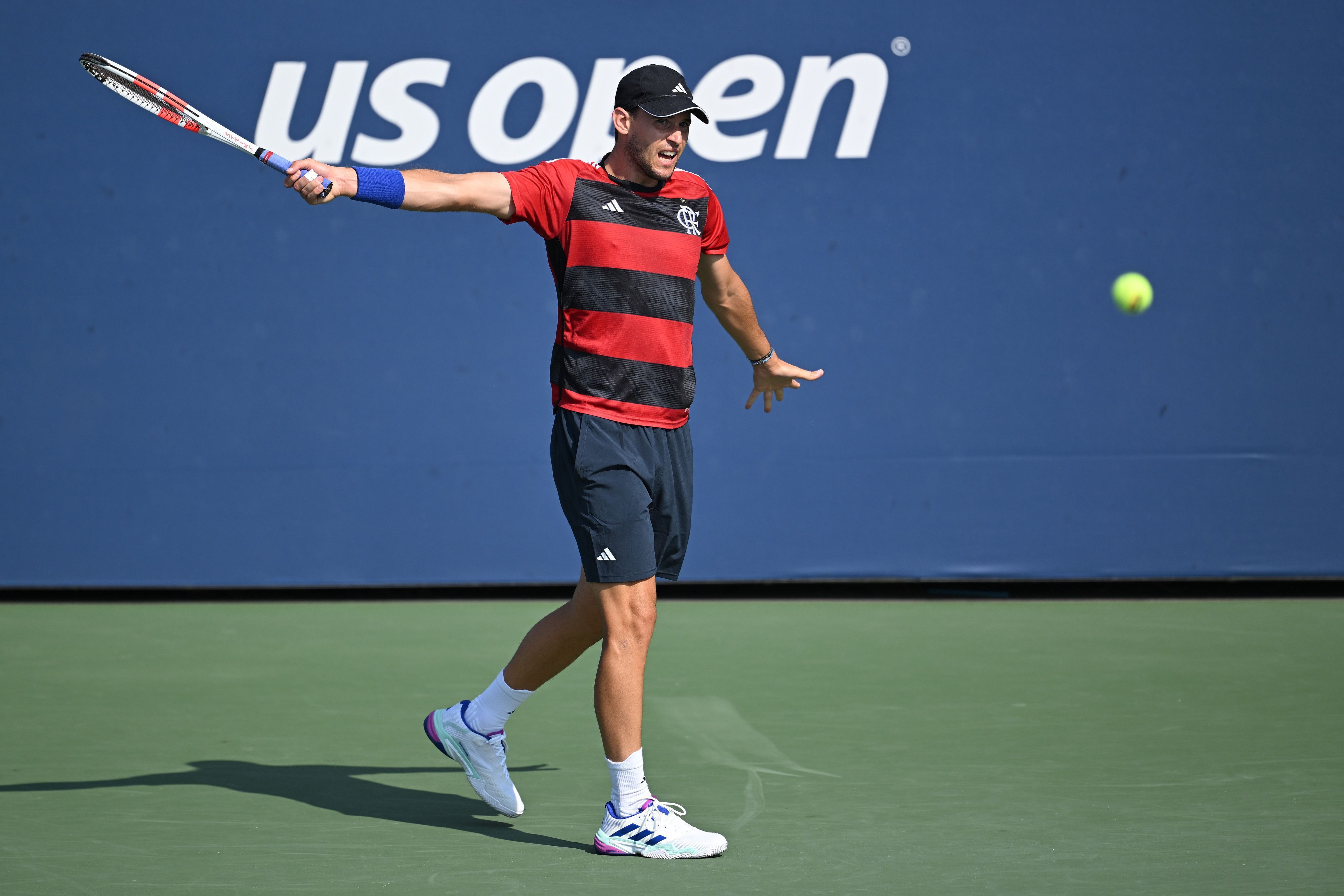Tenista é flagrado com blusa do Flamengo em último treino antes de estreia no US Open