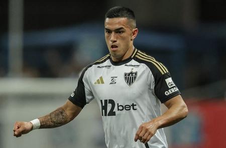 Tomás Cuello em ação pelo Atlético