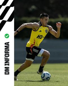 Tomás Cuello durante treino do Atlético na Cidade do Galo