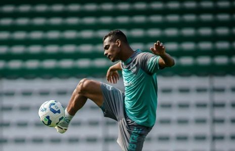 Caíque está no Juventude desde o começo de 2024 e enfrentou uma série lesão recentemente