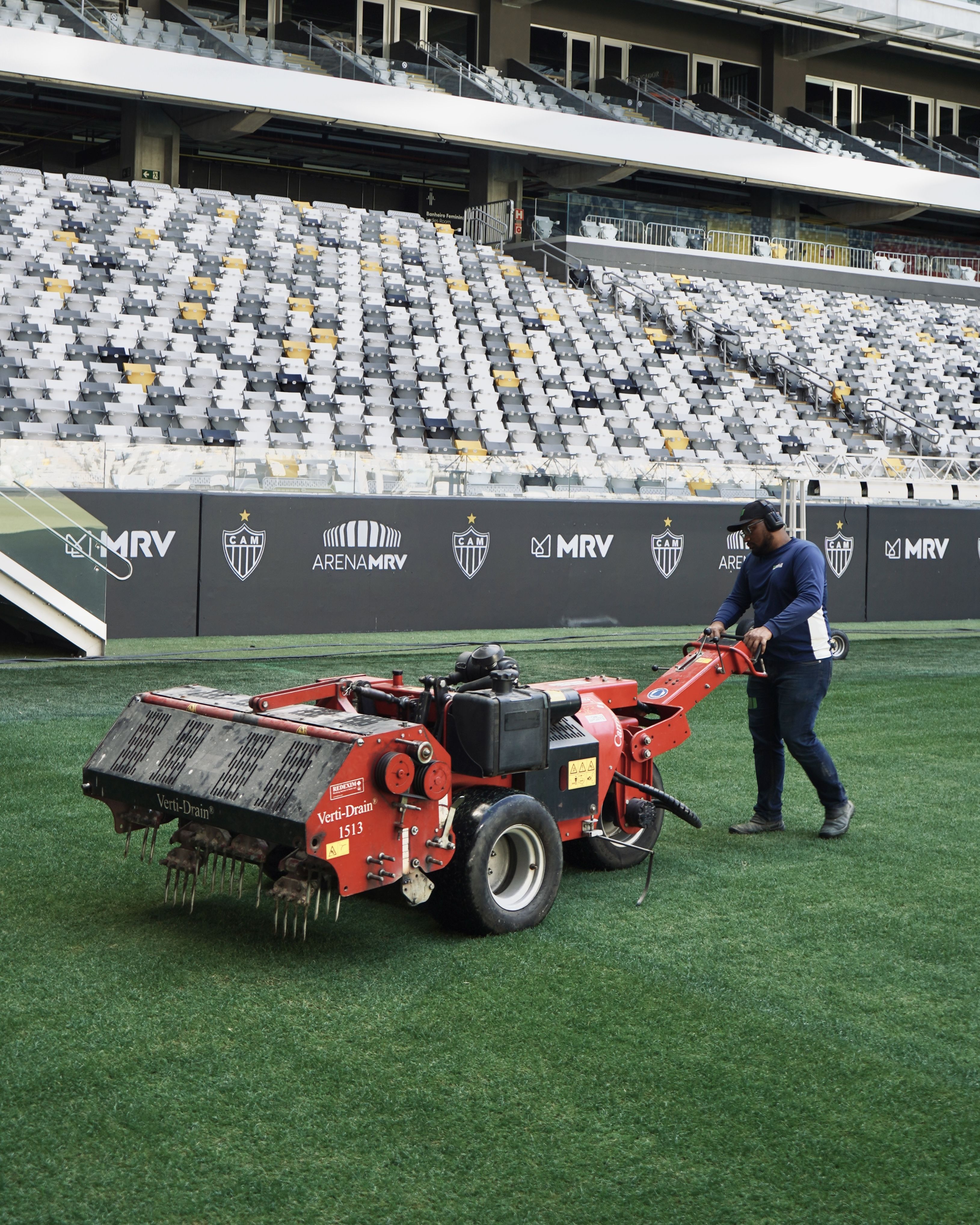 Atlético detalha nova etapa do processo de tratamento do gramado da Arena MRV