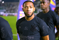 Ex-Corinthians faz publicação após demissão de Dorival: 'Saí por tua causa'