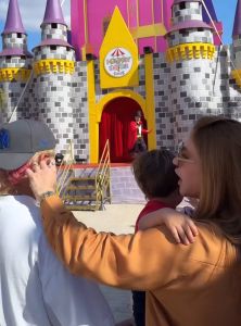 Virginia ajeita algo em Zé Felipe