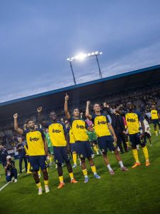 Union Saint-Gilloise, da Bélgica, irá repetir uniforme titular da última temporada
