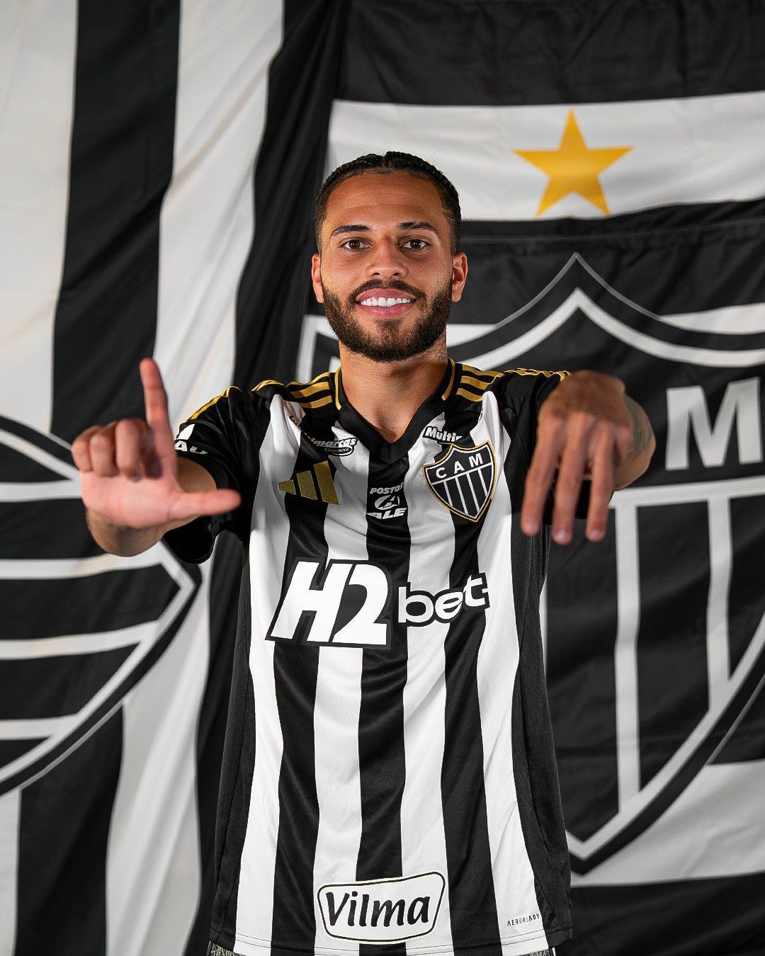 Reforço do Atlético, Alexsander é regularizado e pode estrear contra Flamengo
