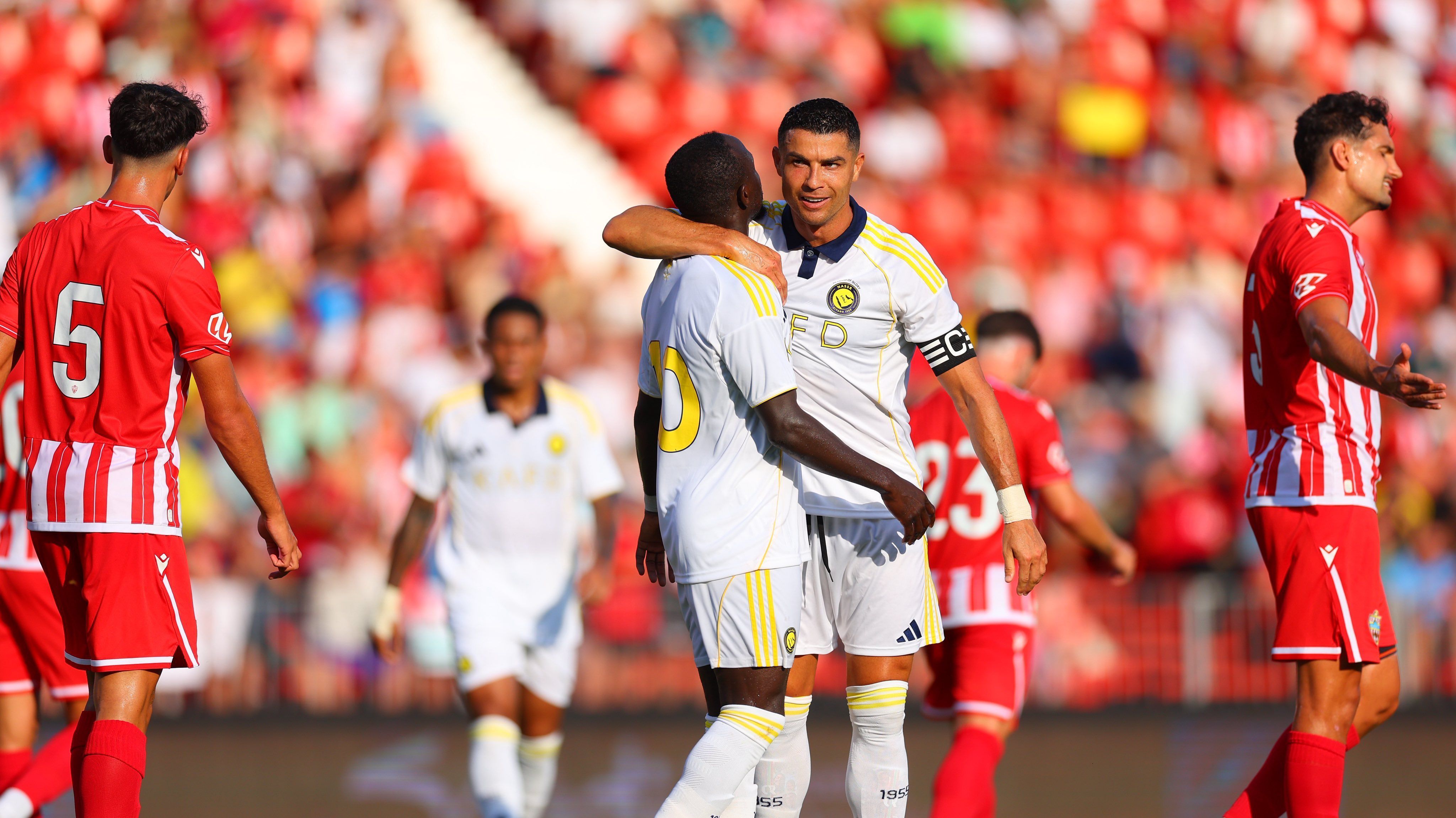 CR7 brilha, mas Al-Nassr é derrotado pelo Almería em amistoso