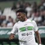Coritiba empresta atacante a clube uruguaio; veja detalhes