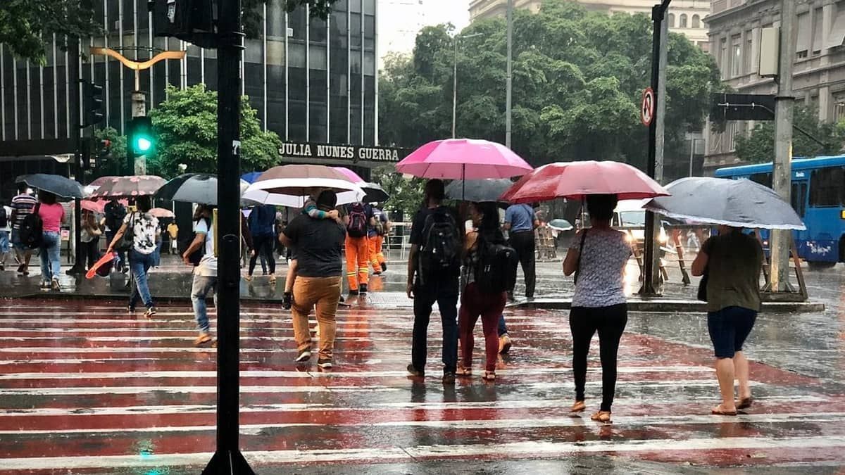 Belo Horizonte tem alerta de pancadas de chuva para as próximas horas
